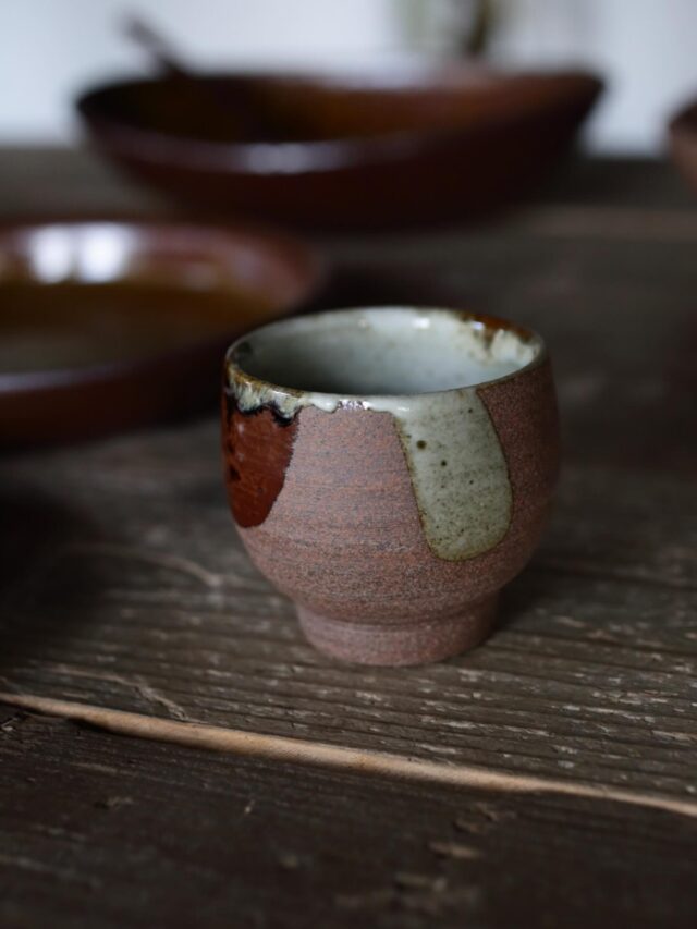 工芸喜頓 - 東京都世田谷にある民藝の器を扱う店舗 陶器、吹きガラス