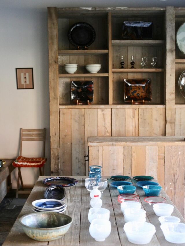 工芸喜頓 - 東京都世田谷にある民藝の器を扱う店舗 陶器、吹きガラス